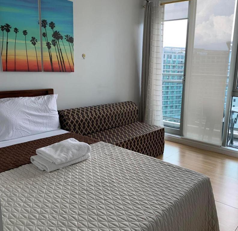 Azure C5 Man-Made Beach Balcony Multiple Units Manila Luaran gambar