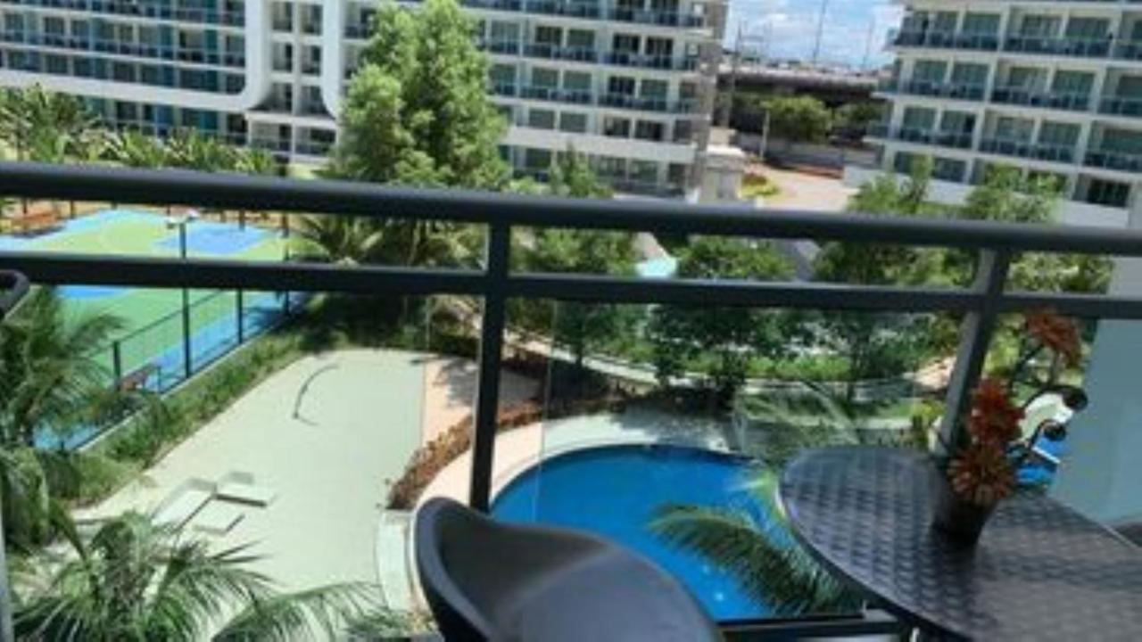 Azure C5 Man-Made Beach Balcony Multiple Units Manila Luaran gambar