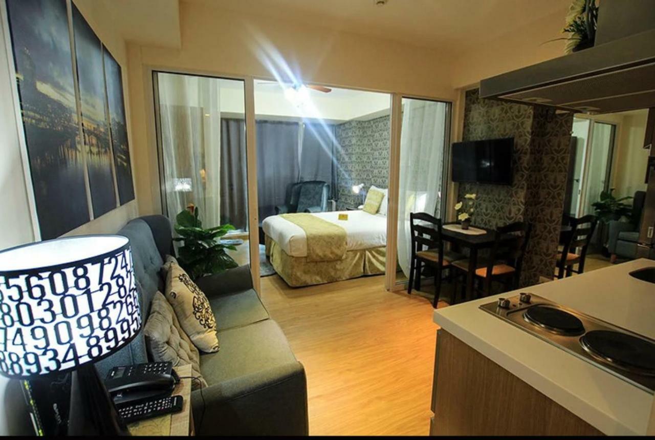 Azure C5 Man-Made Beach Balcony Multiple Units Manila Luaran gambar