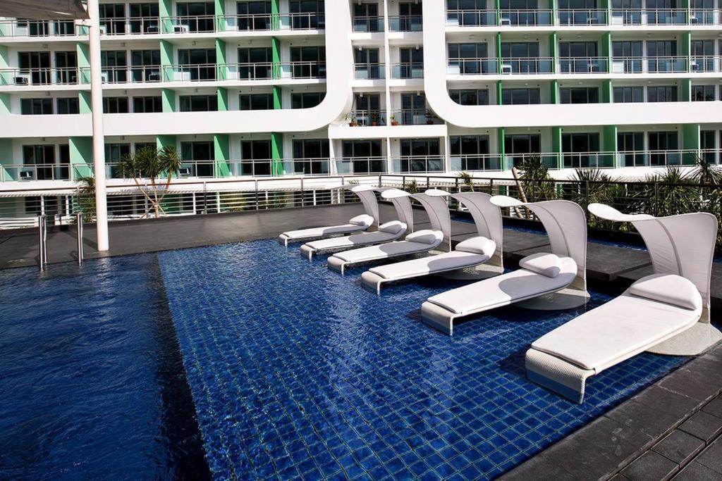 Azure C5 Man-Made Beach Balcony Multiple Units Manila Luaran gambar